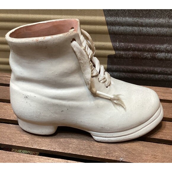 Vintage 3.5" Porcelain Baby Shoe With Laces Planter Nursery Decor Baby Shower - Picture 3 of 11